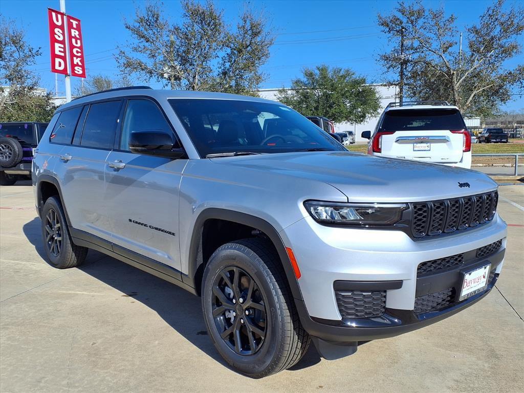 new 2025 Jeep Grand Cherokee L car, priced at $42,158