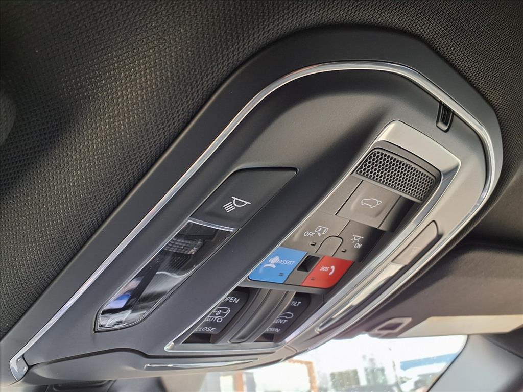 new 2025 Jeep Grand Cherokee car, priced at $40,693