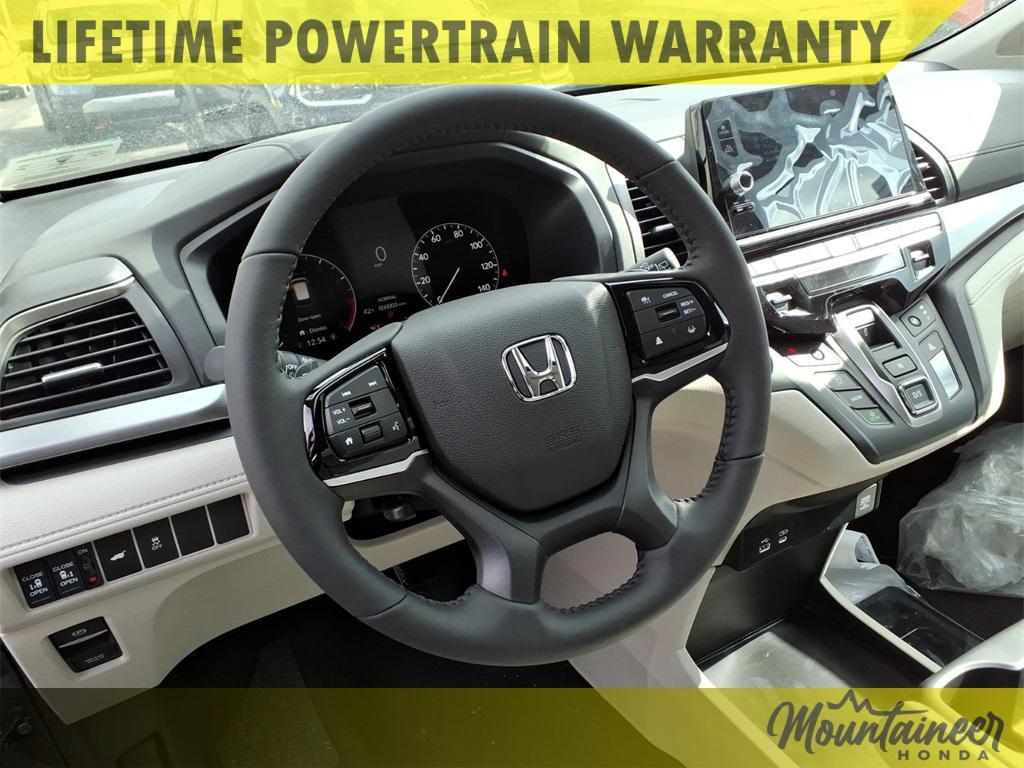 new 2026 Honda Odyssey car, priced at $41,737