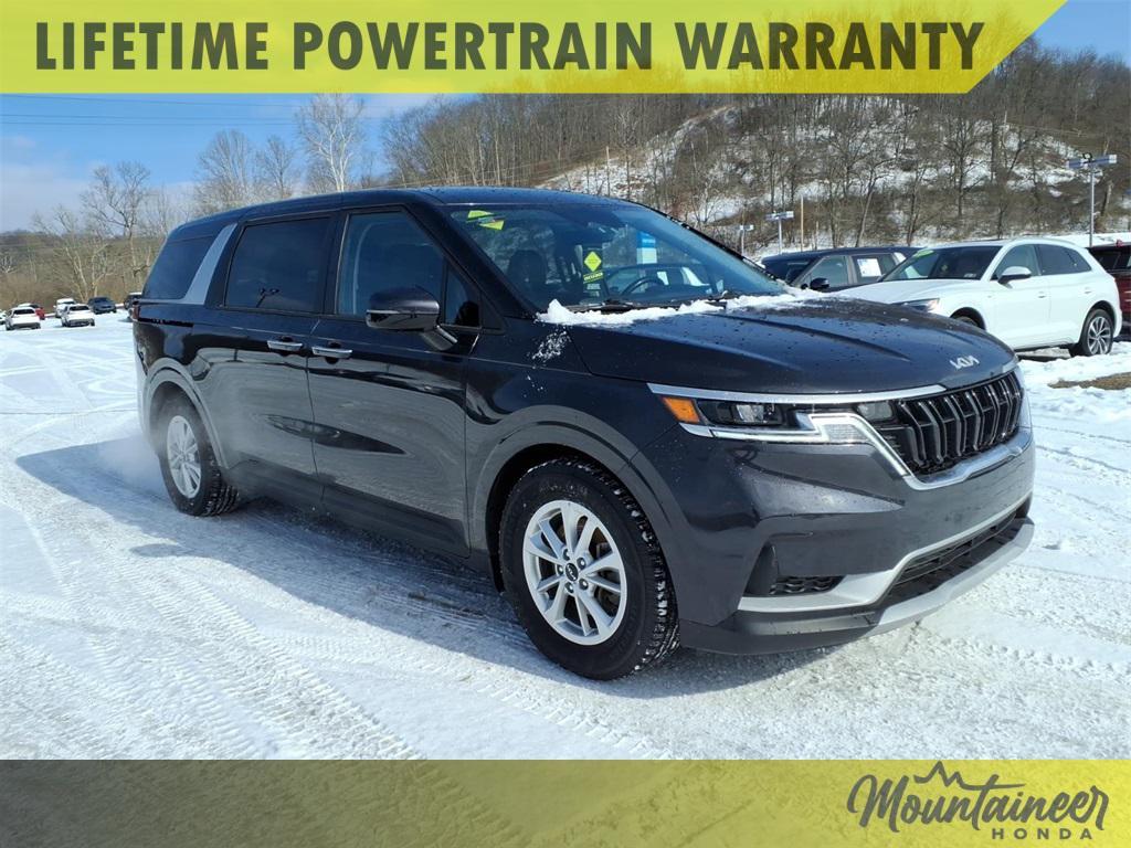 used 2022 Kia Carnival car, priced at $23,990