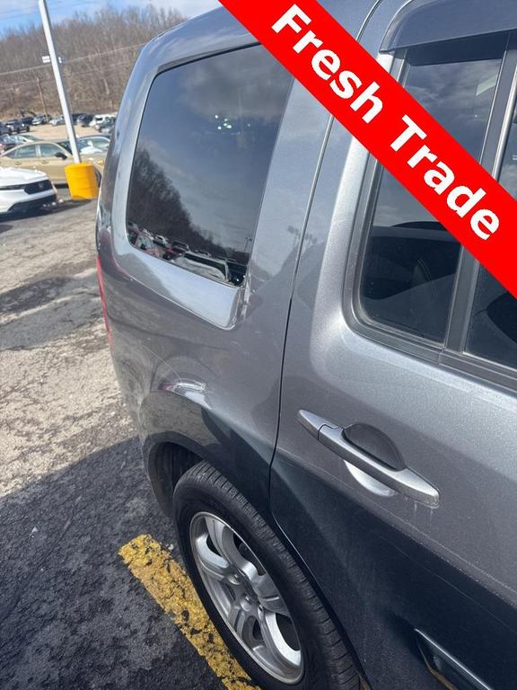 used 2012 Honda Pilot car, priced at $14,900