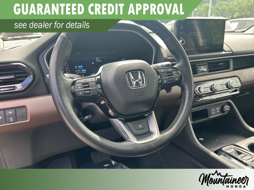 used 2023 Honda Pilot car, priced at $32,990