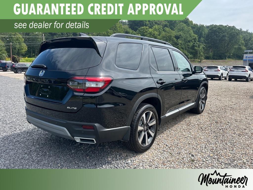 used 2023 Honda Pilot car, priced at $32,990