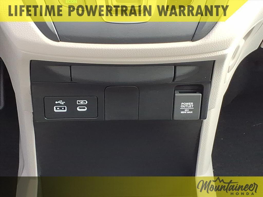 new 2026 Honda Odyssey car, priced at $44,655