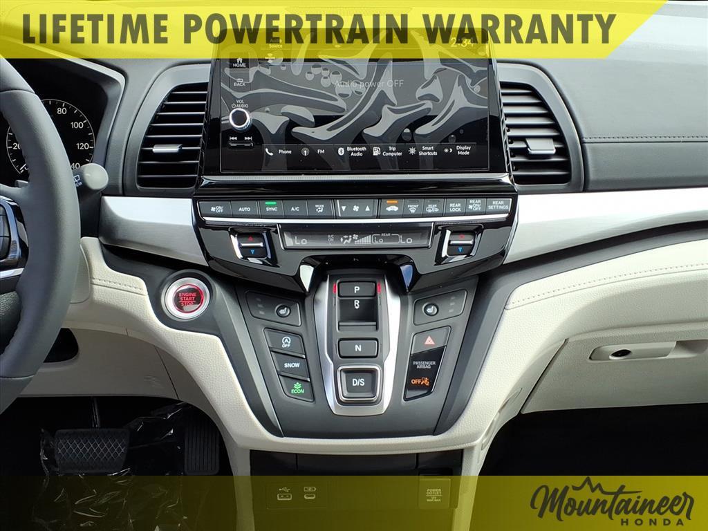 new 2026 Honda Odyssey car, priced at $44,655