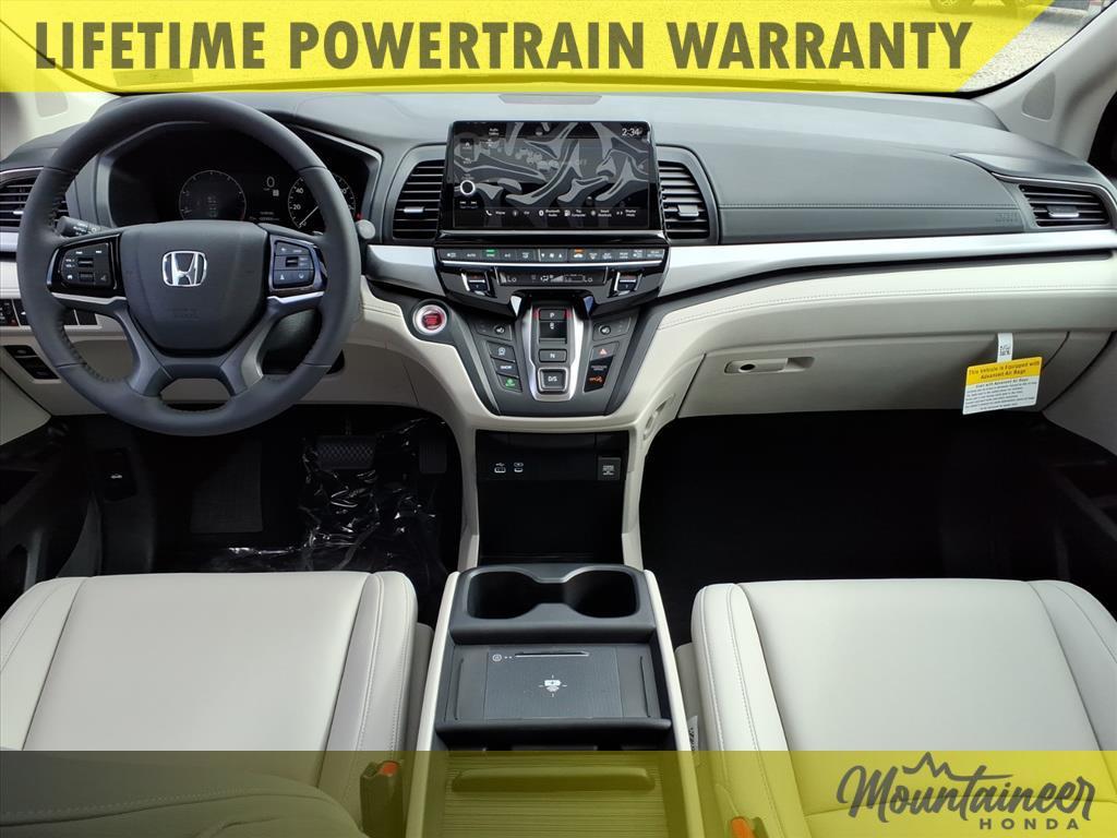 new 2026 Honda Odyssey car, priced at $44,655