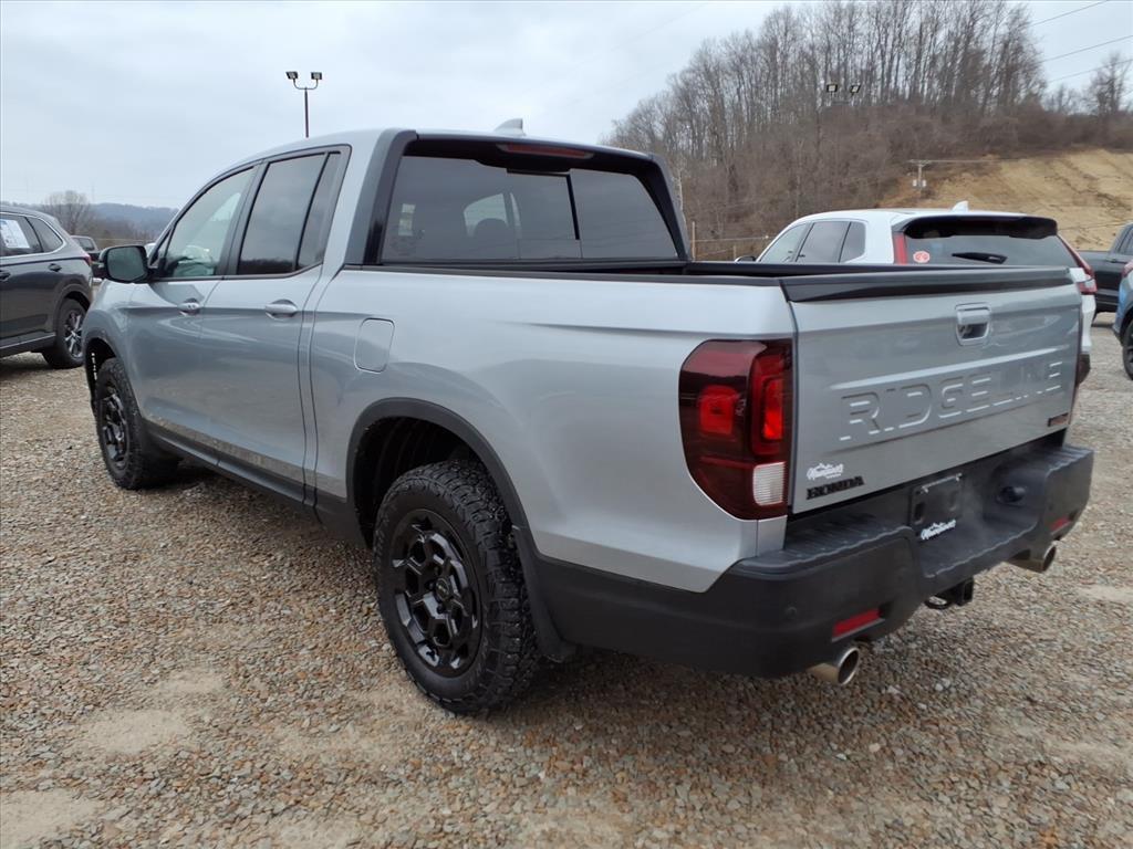 used 2026 Honda Ridgeline car, priced at $43,300
