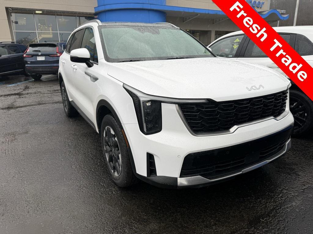 used 2024 Kia Sorento car, priced at $30,500