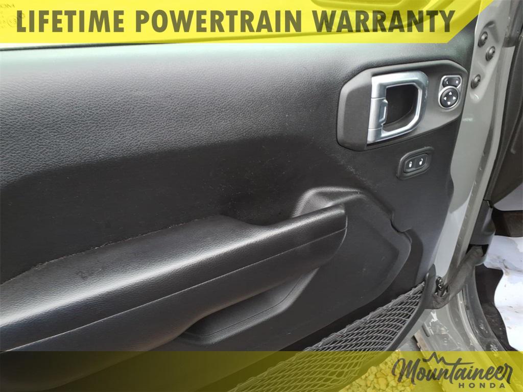 used 2021 Jeep Gladiator car, priced at $26,990