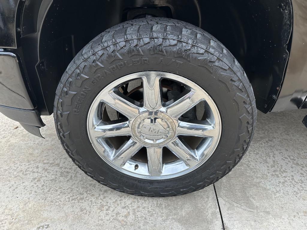 used 2013 GMC Sierra 1500 car, priced at $22,950