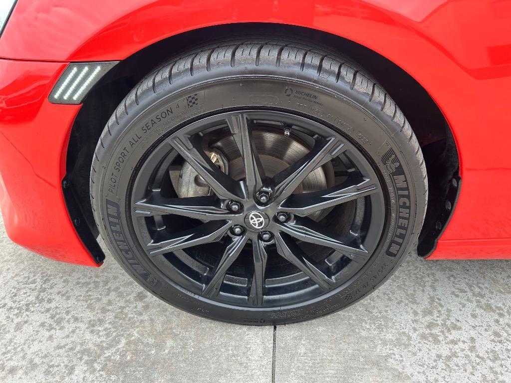 used 2017 Toyota 86 car, priced at $17,950