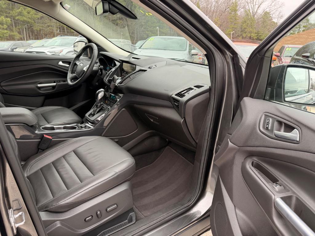 used 2015 Ford Escape car, priced at $8,950