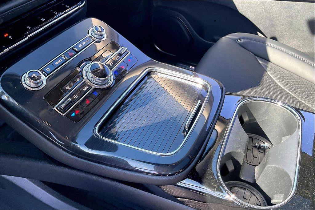 used 2023 Lincoln Nautilus car, priced at $42,688
