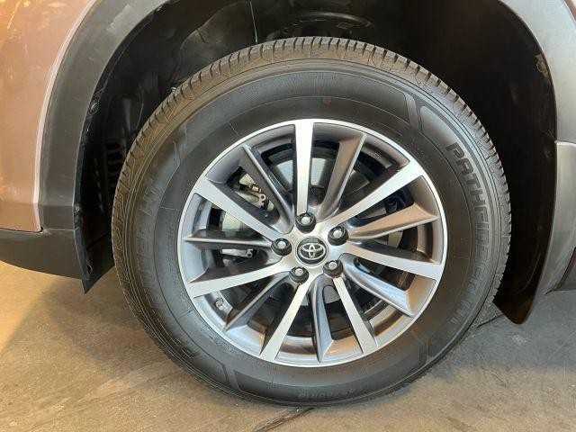 used 2019 Toyota Highlander car, priced at $24,292