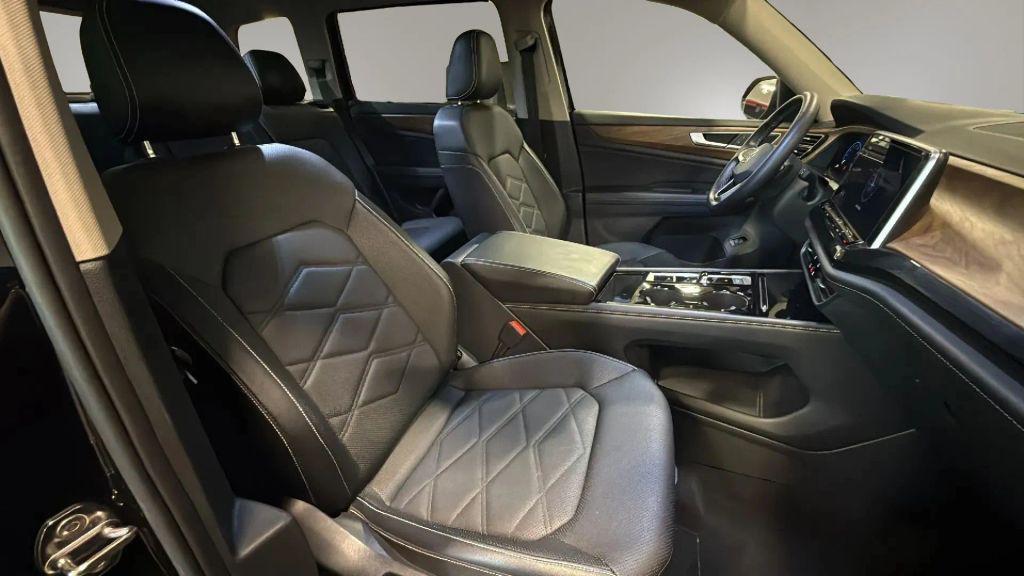 used 2025 Volkswagen Atlas car, priced at $30,991