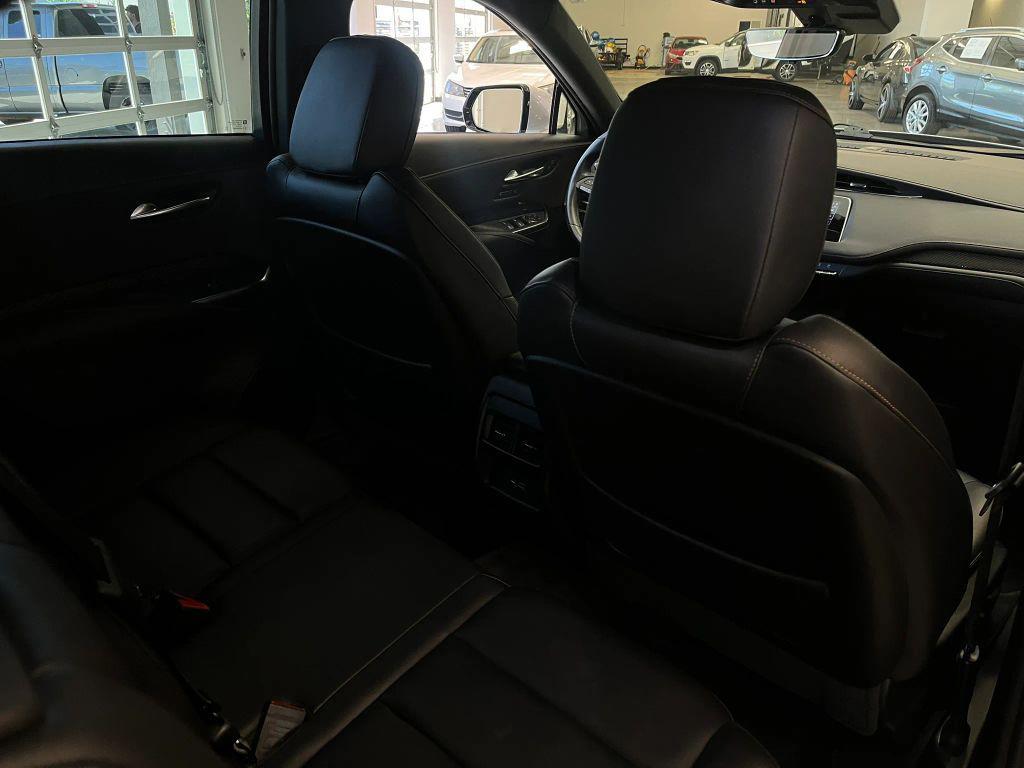 used 2022 Cadillac XT4 car, priced at $28,992