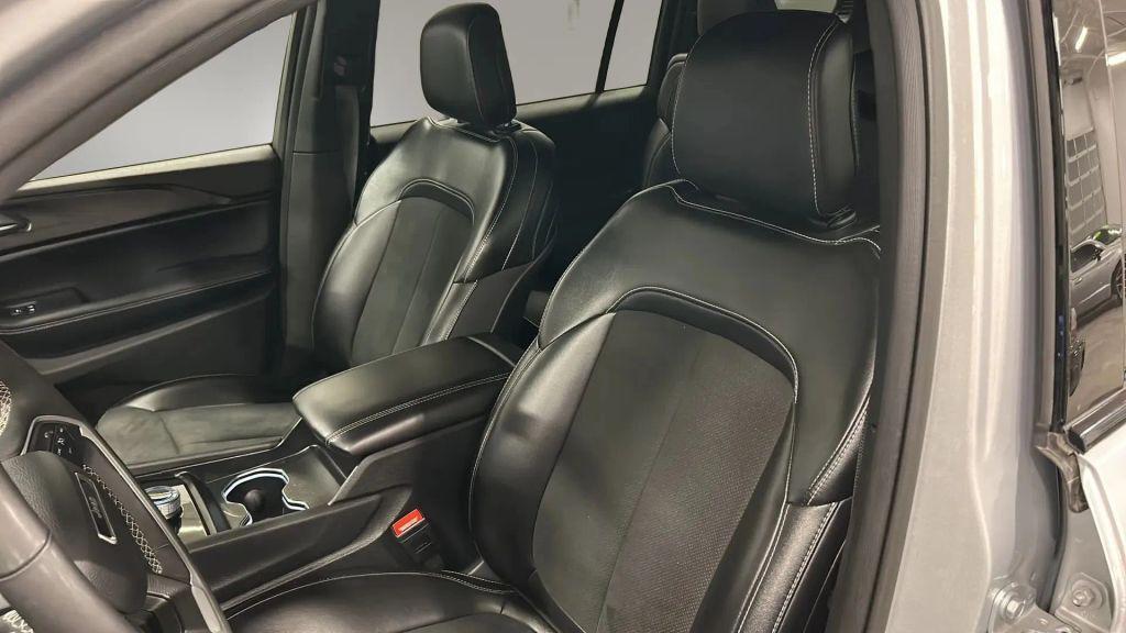 used 2024 Jeep Grand Cherokee L car, priced at $27,491