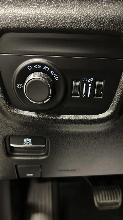 used 2024 Jeep Grand Cherokee L car, priced at $27,491