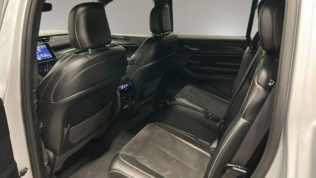 used 2024 Jeep Grand Cherokee L car, priced at $27,491
