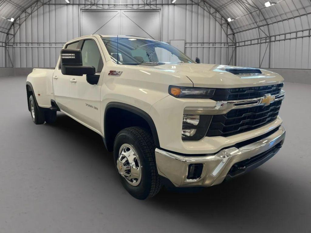 used 2024 Chevrolet Silverado 3500 car, priced at $53,991