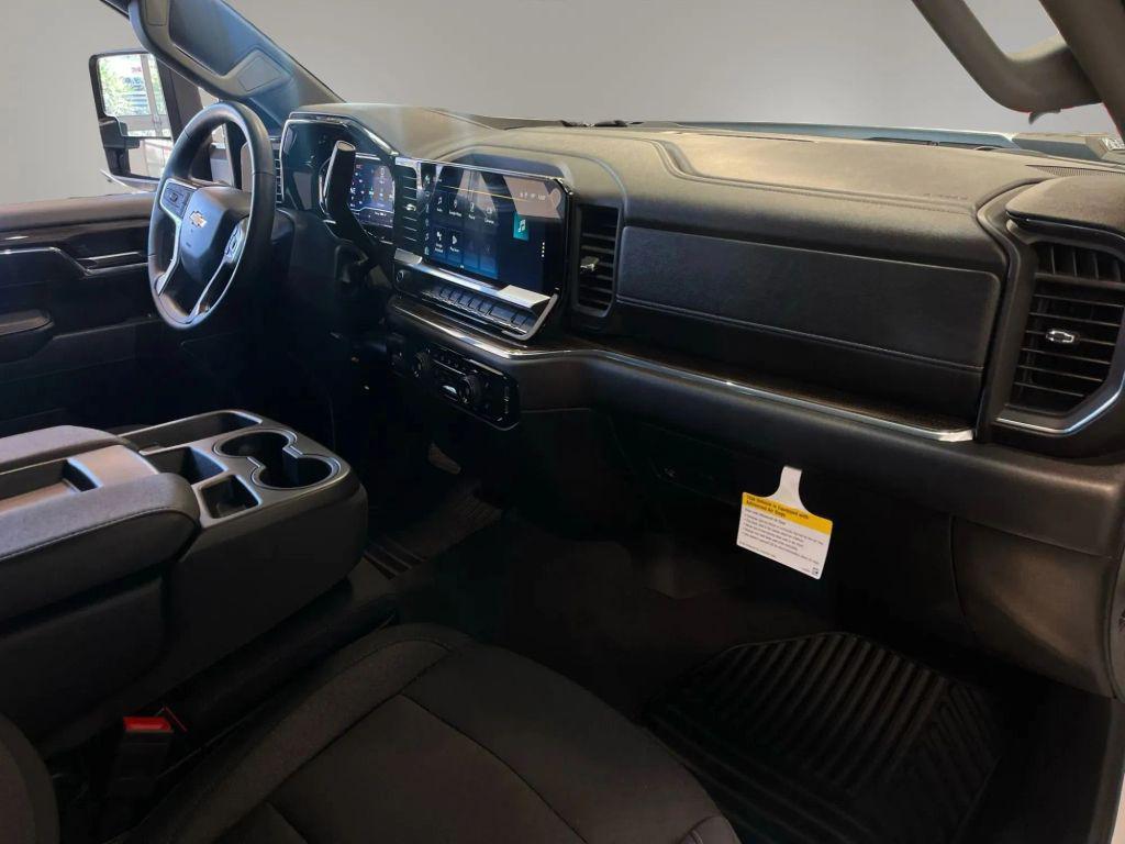 used 2024 Chevrolet Silverado 3500 car, priced at $53,991