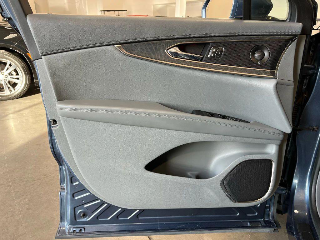 used 2019 Lincoln Nautilus car, priced at $15,472