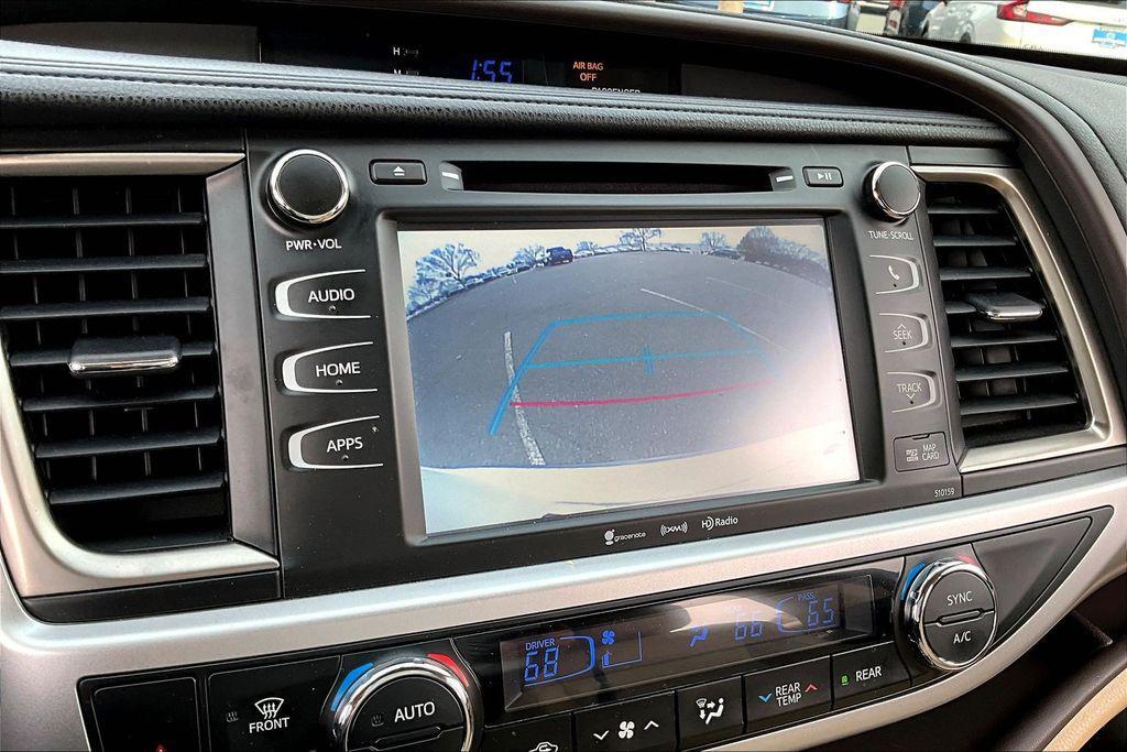 used 2016 Toyota Highlander car, priced at $19,200