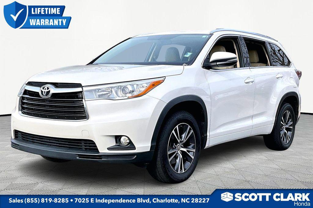used 2016 Toyota Highlander car, priced at $19,200