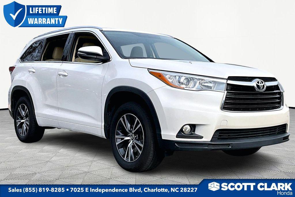 used 2016 Toyota Highlander car, priced at $19,200