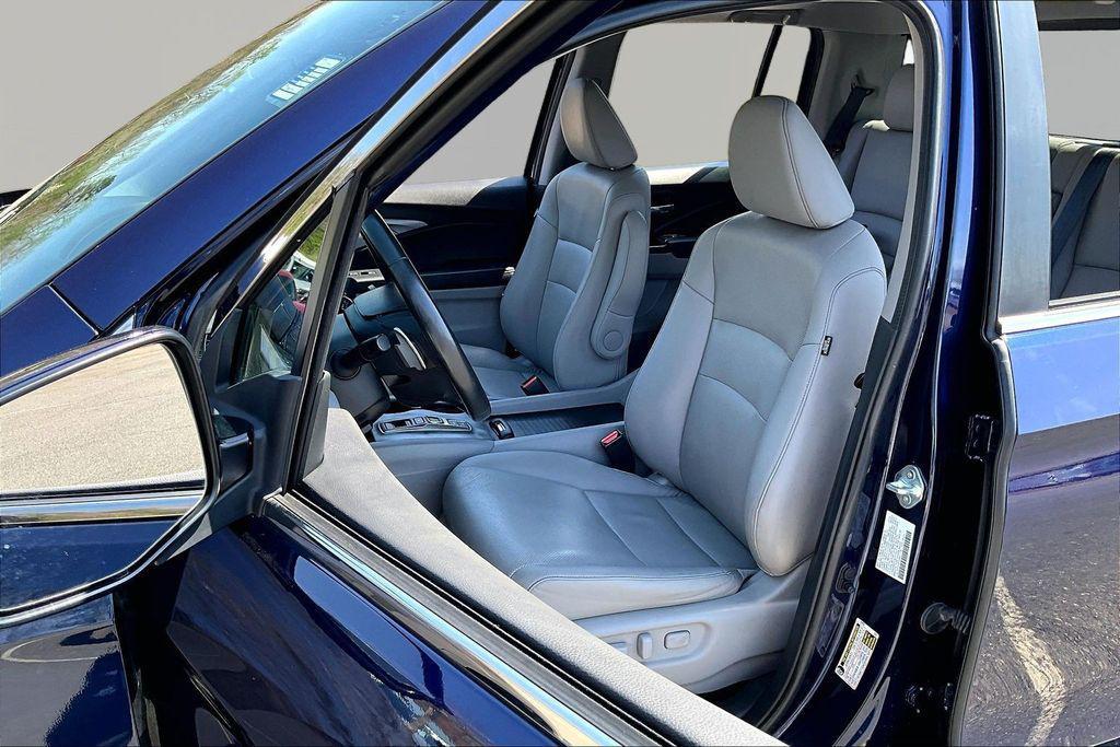 used 2023 Honda Ridgeline car, priced at $32,046