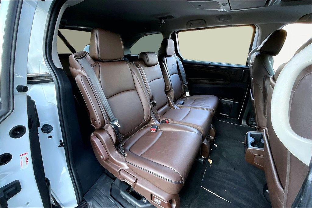 used 2025 Honda Odyssey car, priced at $42,000