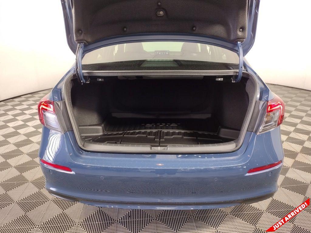 new 2026 Honda Civic Hybrid car, priced at $33,945