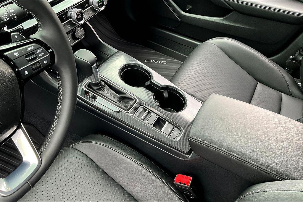 new 2026 Honda Civic Hybrid car, priced at $34,690