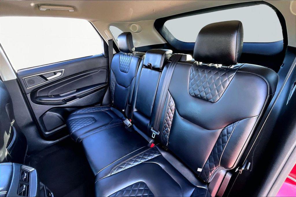 used 2024 Ford Edge car, priced at $23,923