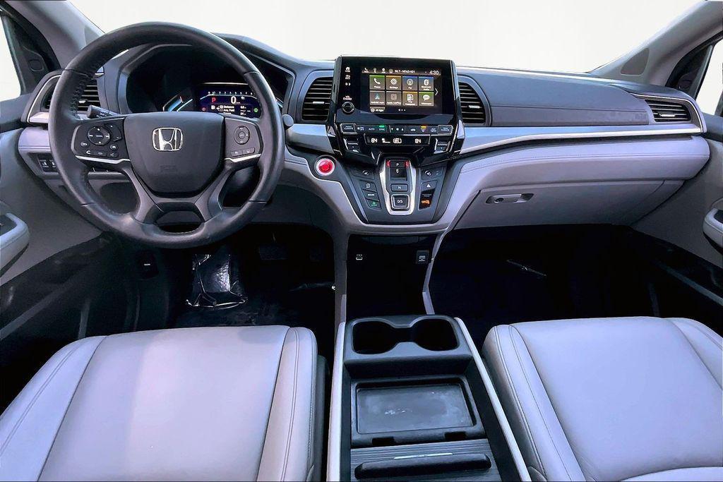 used 2024 Honda Odyssey car, priced at $35,499