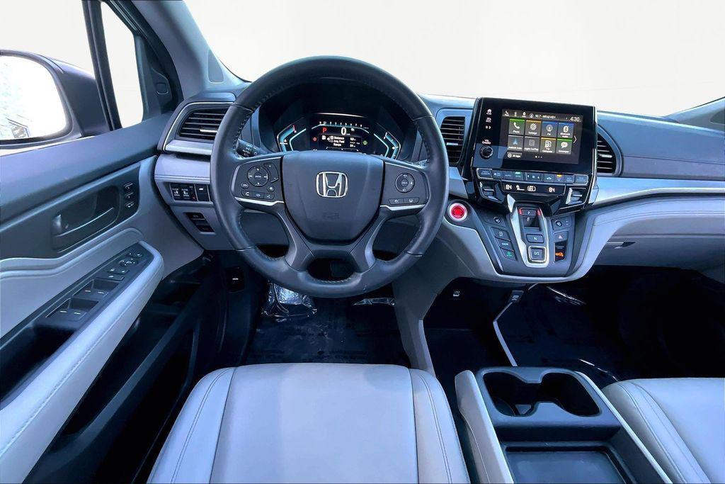 used 2024 Honda Odyssey car, priced at $35,499