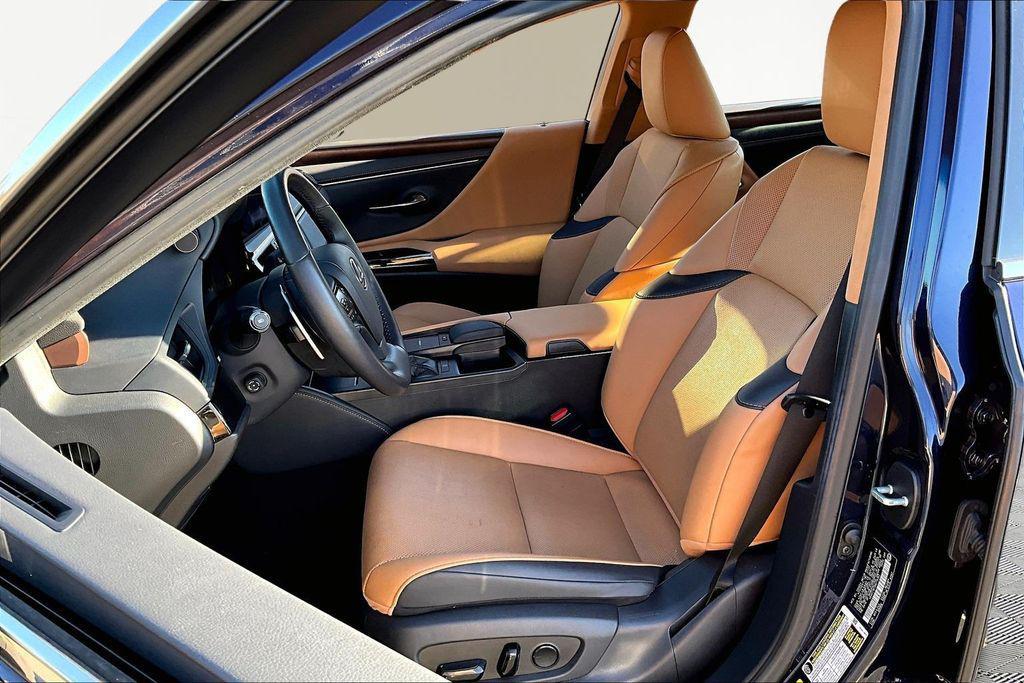 used 2022 Lexus ES 350 car, priced at $34,913