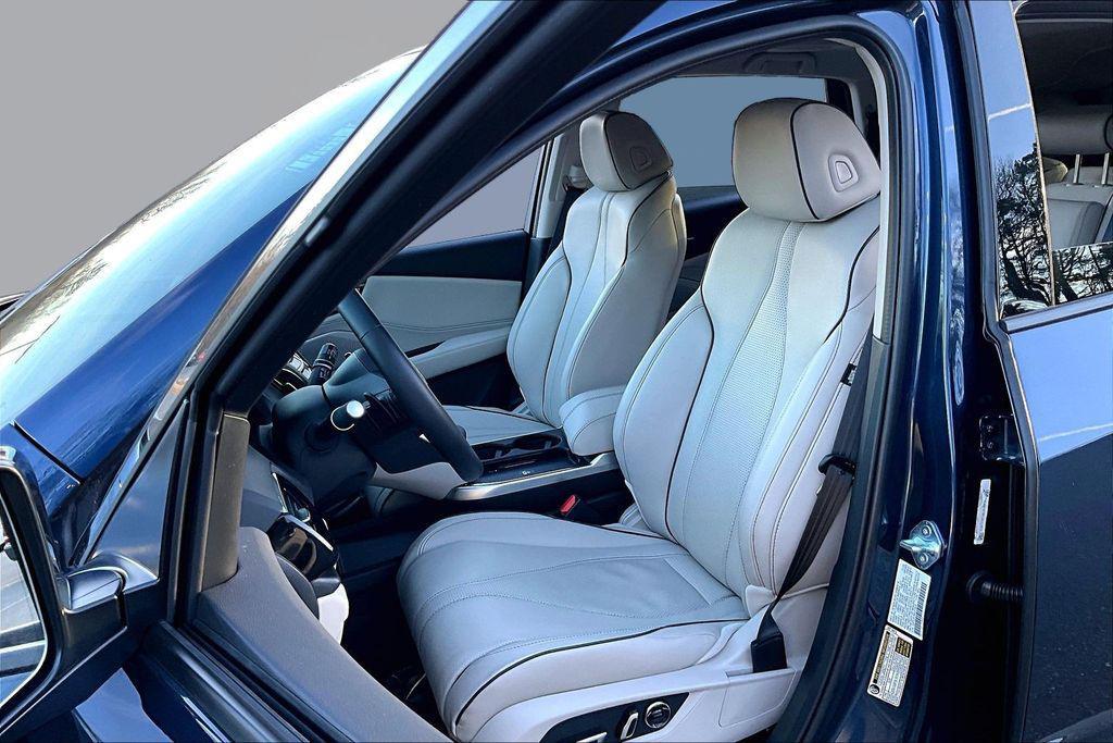 used 2025 Acura RDX car, priced at $49,200