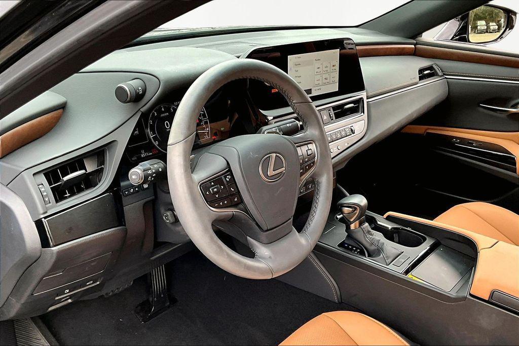 used 2024 Lexus ES 350 car, priced at $42,494