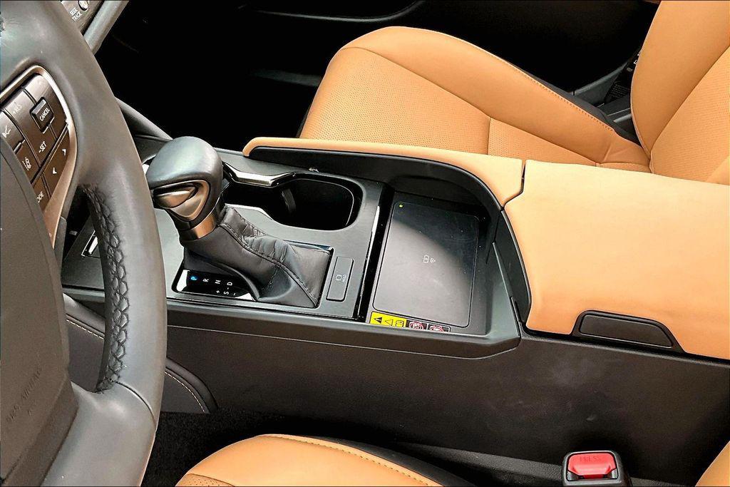 used 2024 Lexus ES 350 car, priced at $42,494