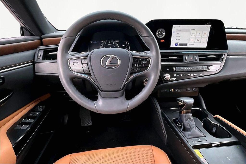 used 2024 Lexus ES 350 car, priced at $42,494