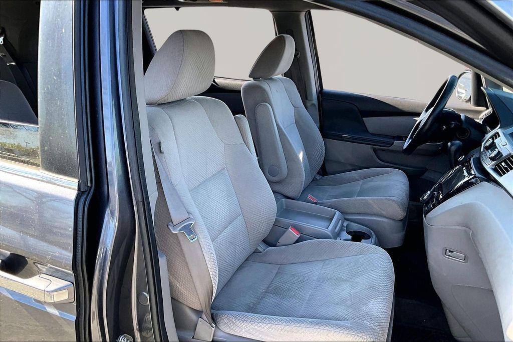 used 2016 Honda Odyssey car, priced at $12,995