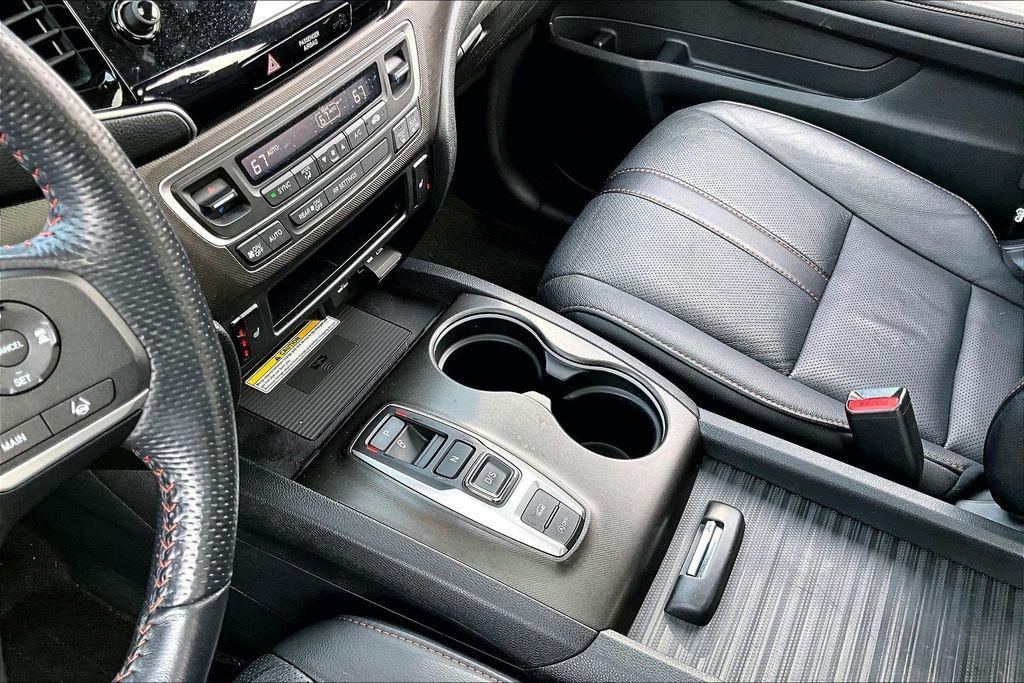 used 2023 Honda Passport car, priced at $33,484