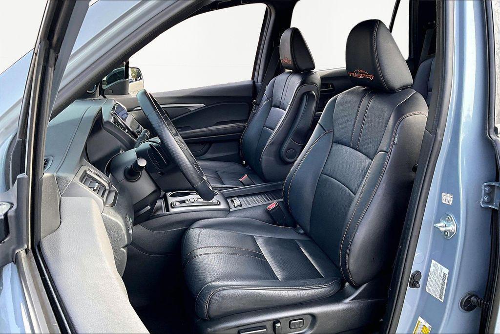 used 2023 Honda Passport car, priced at $33,484