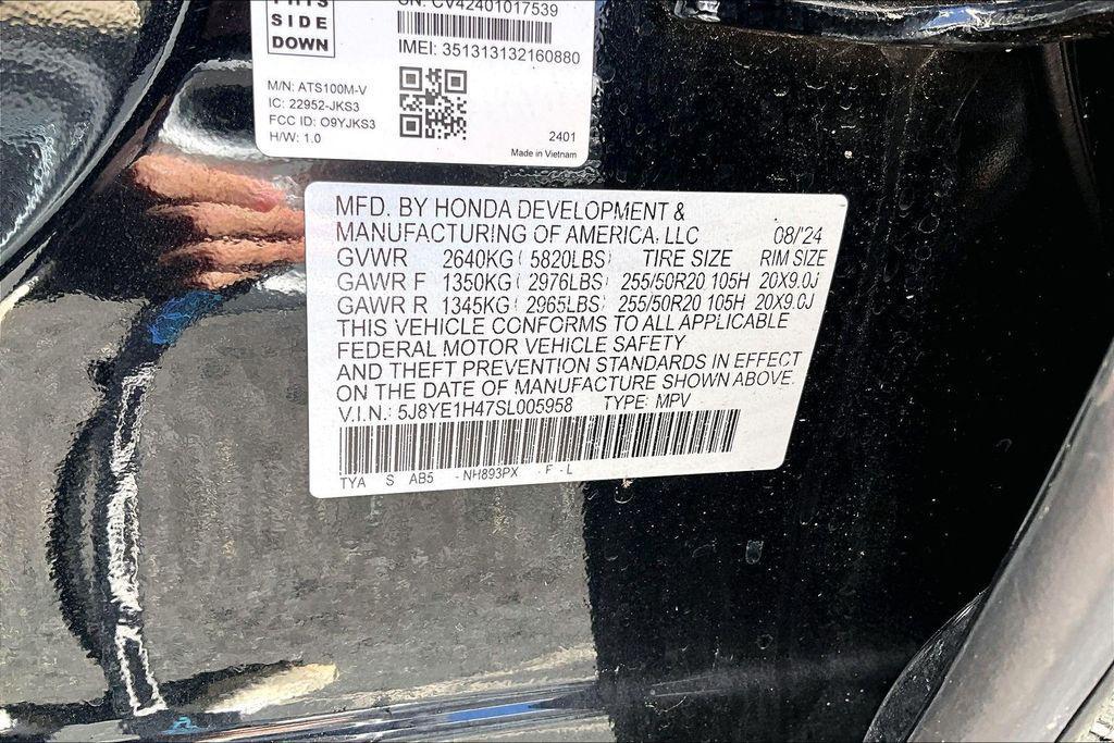 used 2025 Acura MDX car, priced at $47,794