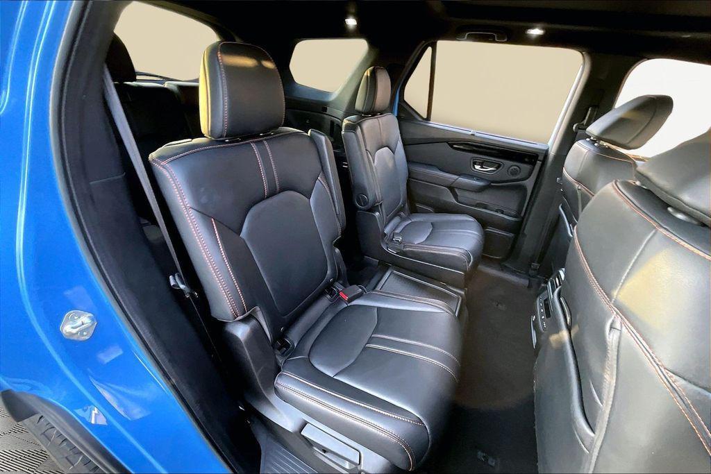 used 2023 Honda Pilot car, priced at $40,222