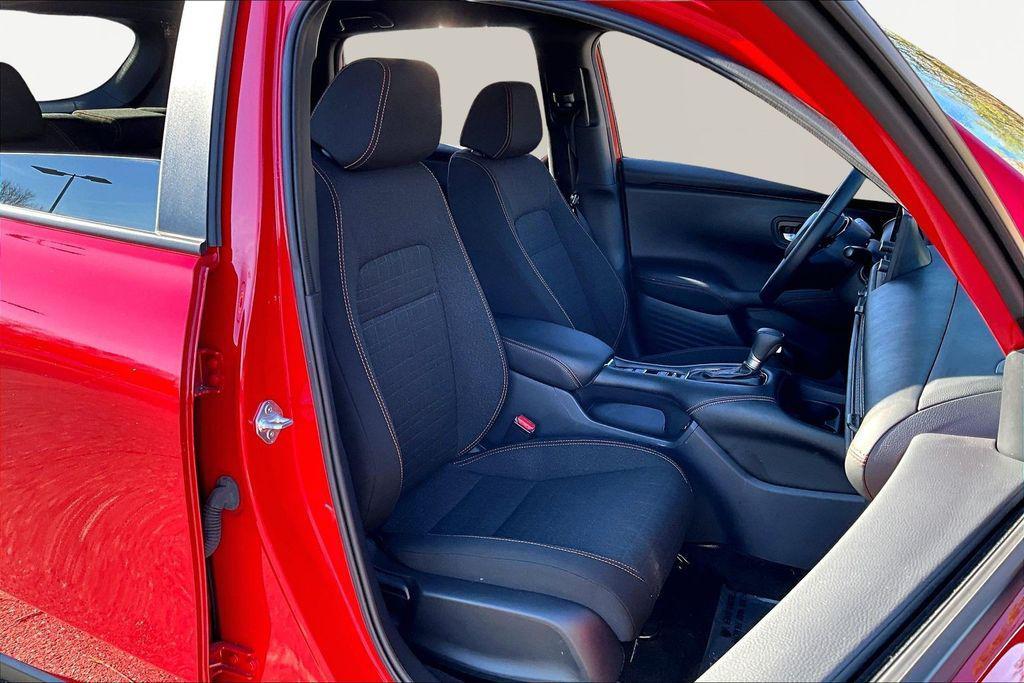 used 2025 Honda HR-V car, priced at $25,309