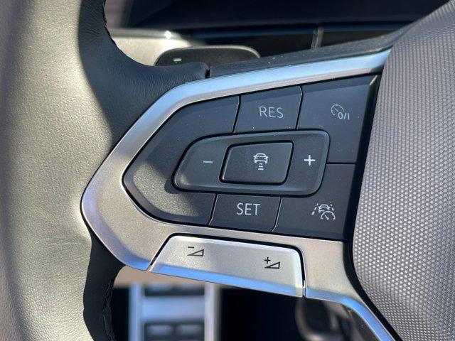 new 2026 Volkswagen Atlas car, priced at $54,185