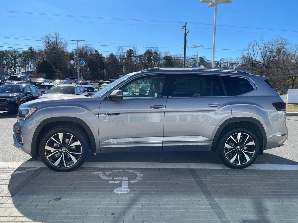 new 2026 Volkswagen Atlas car, priced at $56,185