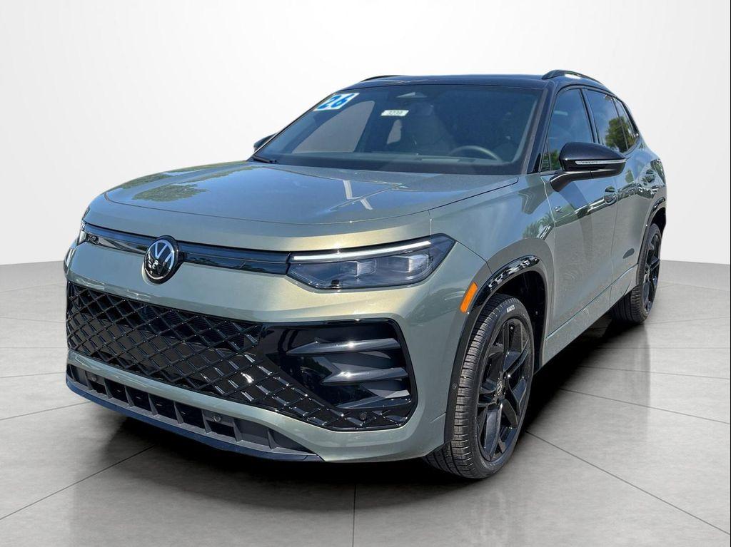 new 2026 Volkswagen Tiguan car, priced at $37,929